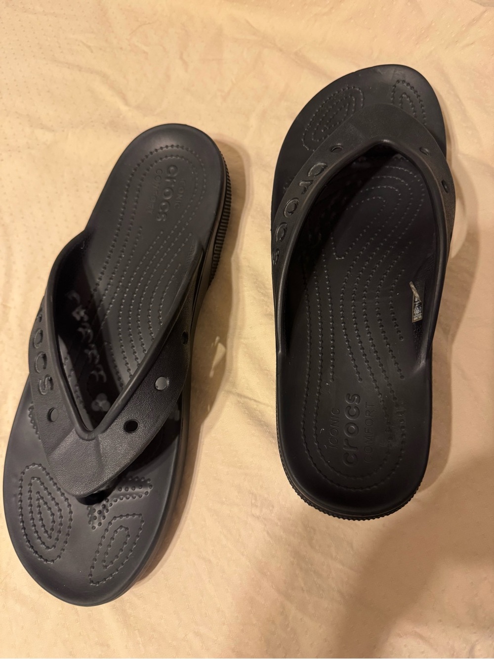 CROCS Men's Baya , Black Slip-On Flip Flop Sandals. For Beach, 🏖️ Bbq